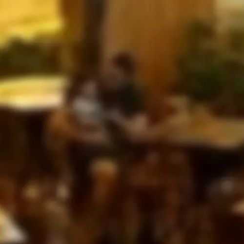 Turista é flagrado agredindo filho de 2 anos em pizzaria de Maceió