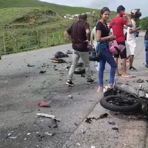 Colisão entre motocicletas deixa dois mortos em Viçosa