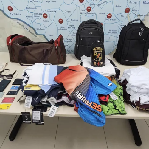 Suspeitos de furtar loja de shopping são presos com as mesmas roupas usadas nos crimes