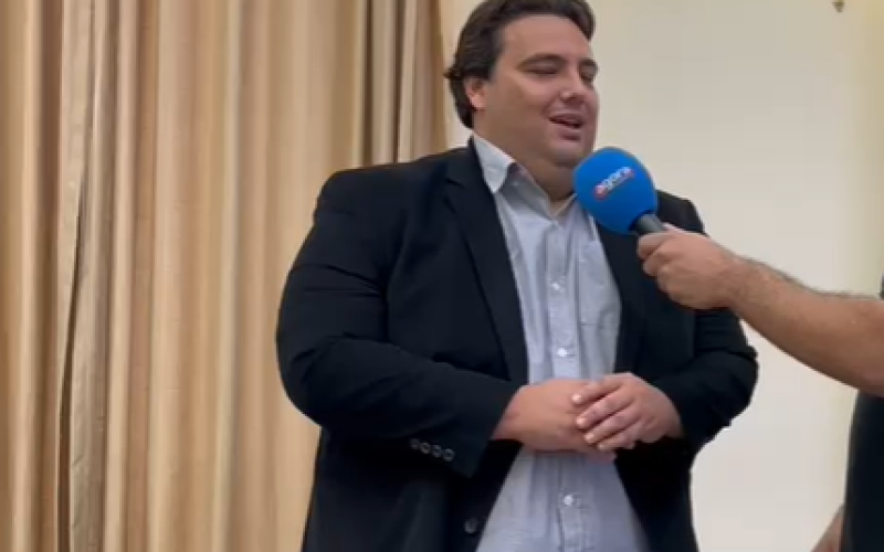 Prefeito de Inhapi, Tenorinho Malta, participa de entrega da comenda a Arthur Lira