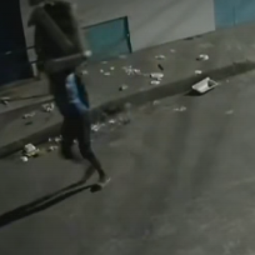 Dupla é flagrada furtando ar-condicionado de Loja no Centro