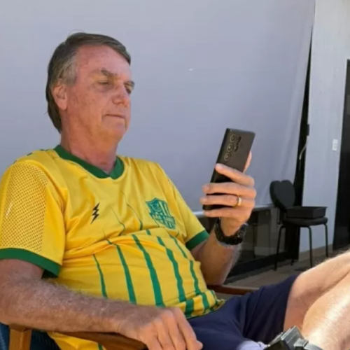 Policiais penais iniciaram monitoramento da residência de Bolsonaro nesta quarta-feira