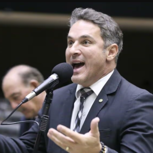 União Progressista rompe com governo e anuncia saída de ministros de Lula para apoiar anistia