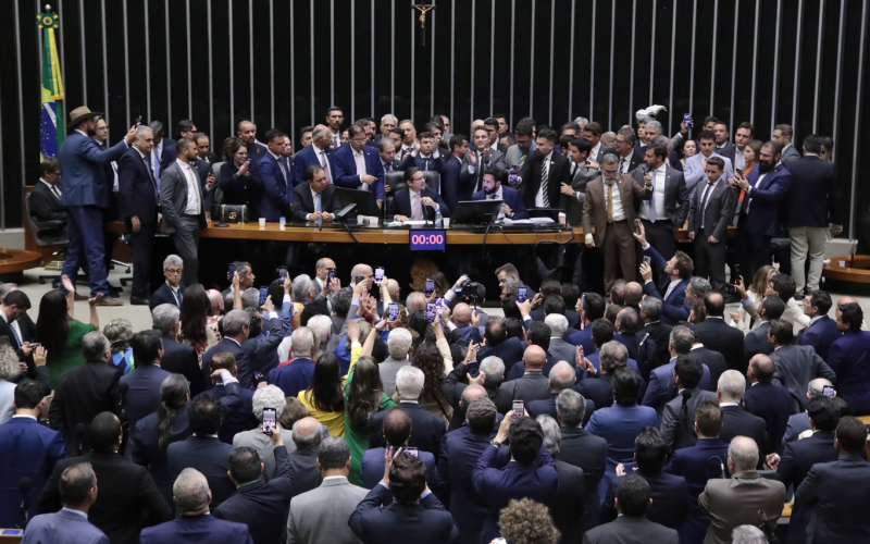 Veja como deputados alagoanos votaram sobre a PEC da Blindagem