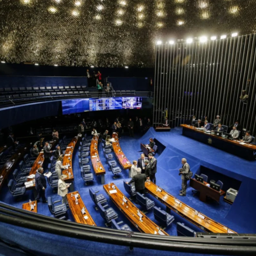 Senado aprova programa “Agora tem Especialistas” para ampliar acesso a consultas e cirurgias no SUS