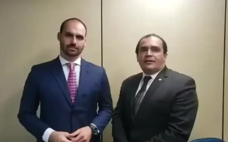 Relator de processo contra Eduardo é antigo aliado dos Bolsonaro