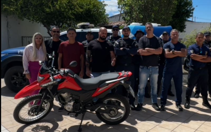 Motocicleta roubada em Recife é recuperada pela Guarda Municipal de Delmiro Gouveia