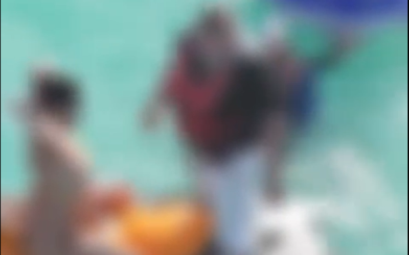 Casal de produtores de conteúdo adulto grava vídeo explícito no mar de Maragogi