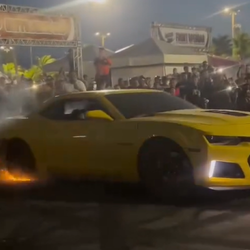 Camaro é danificado durante manobras em torneio de grau no Jaraguá