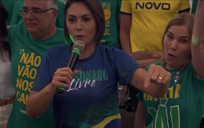 Michelle Bolsonaro critica aliança com Ciro e faz cobraça a aliados