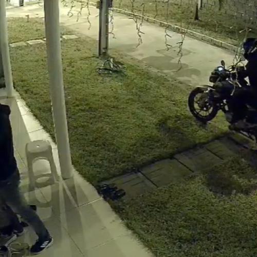 Dupla invade condomínio e assalta casa no bairro Cidade Universitária