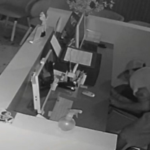 Criminosos invadem clínica na Ponta Verde durante a madrugada e causam prejuízo de R$ 5 mil