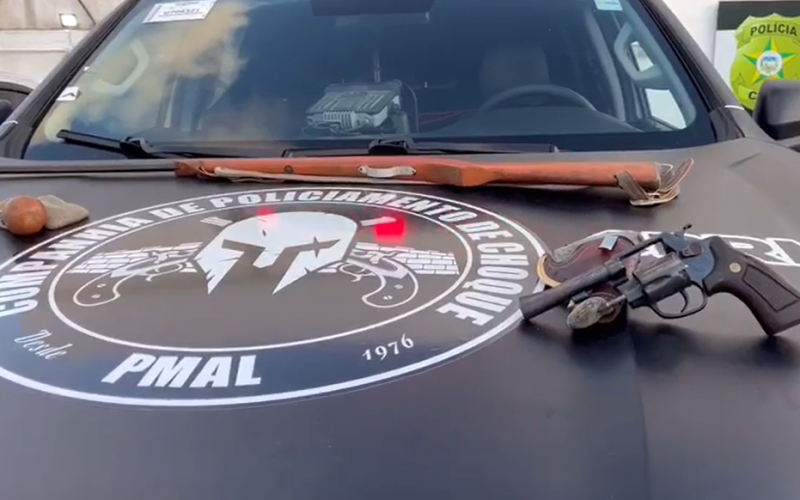 Companhia de Choque apreende armas de fogo no Benedito Bentes