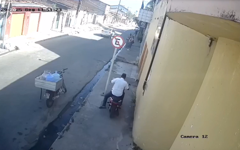 Homem é flagrado furtando motocicleta no Tabuleiro dos Martins