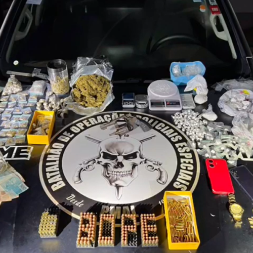 BOPE prende três suspeitos por tráfico de drogas e posse ilegal de arma e munições em Maceió