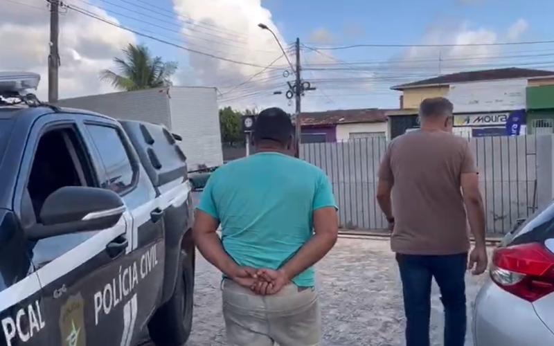 Polícia prende suspeito de desmanchar 20 veículos em Maceió