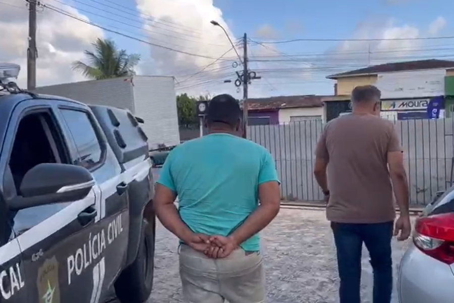 Polícia prende suspeito de desmanchar 20 veículos em Maceió