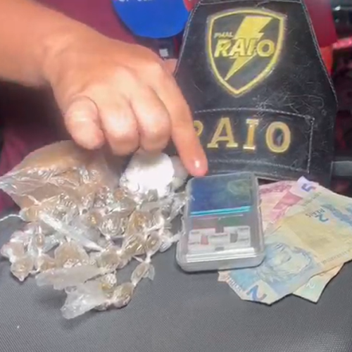 Suspeito é preso por tráfico de drogas no bairro do Prado