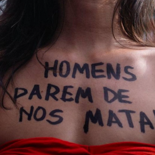 Quatro mortes por dia: feminicídio bate recorde em 2025 no Brasil