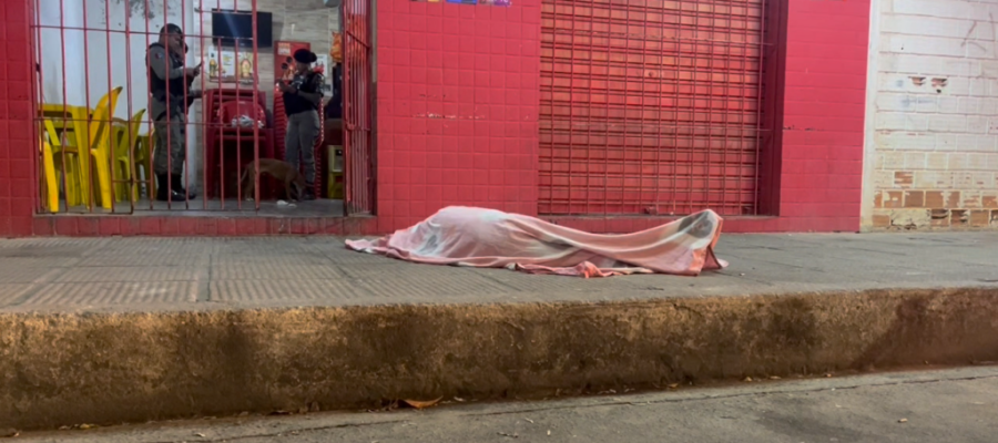 Jovem de 18 anos é morta a tiros no Benedito Bentes