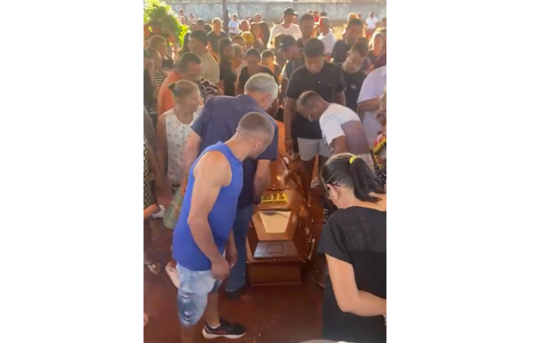 Vítimas de acidente em São José da Tapera são enterradas em Coité do Nóia