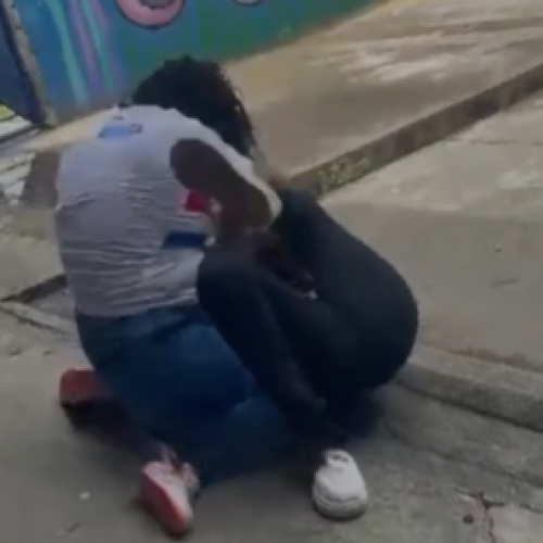 Mãe de aluna diz que filha foi vítima de bullying e racismo antes de briga em escola no Clima Bom