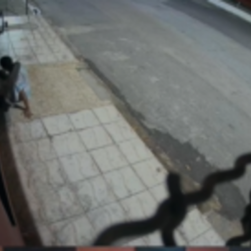 Loja é arrombada durante a madrugada no Eustáquio Gomes