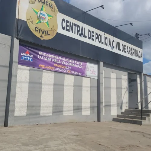 Mulher se esconde em banheiro durante agressões e marido é preso em Arapiraca