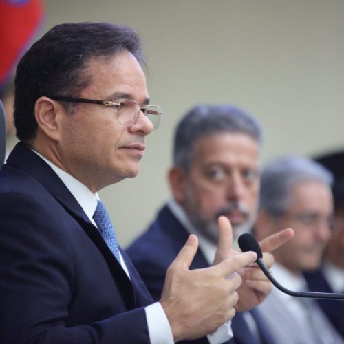 Deputados devem derrubar cinco vetos do Governo de Alagoas em votação urgente nesta terça (19)