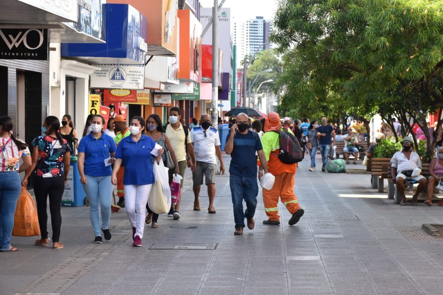 Lojistas do centro de Maceió se preparam para a Black Friday