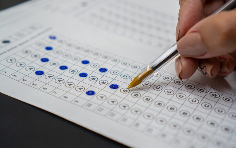 Prefeitura de Satuba lança concurso público com 362 vagas e salários de até R$ 5.160
