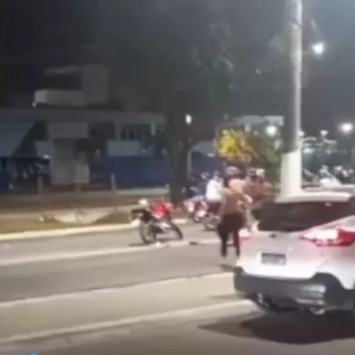 Novas imagens mostram confusão entre torcedores de CRB e CSA em Maceió