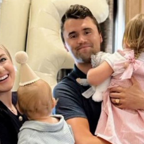 “Só Deus sabe o sentido disso”, diz viúva de Charlie Kirk após assassinato do influenciador