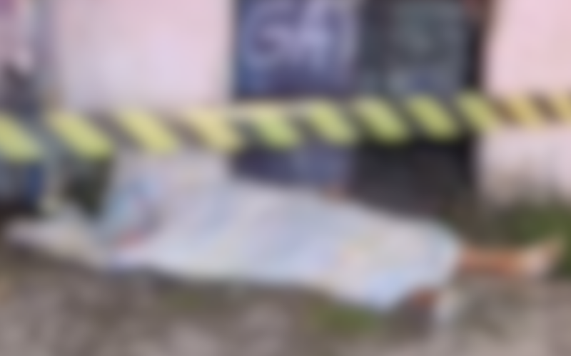 Homem é executado a tiros na frente da família em Maceió