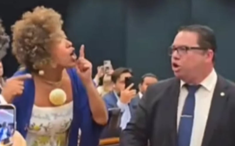 Sessão sobre megaoperação no Rio termina em confusão e acusações de “miliciano” e “amigo de narcotraficante”