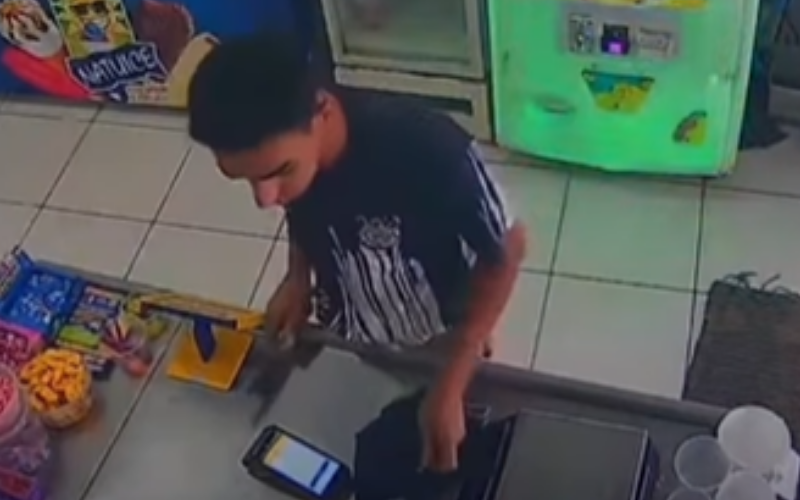Mulher desarma assaltante durante tentativa de roubo