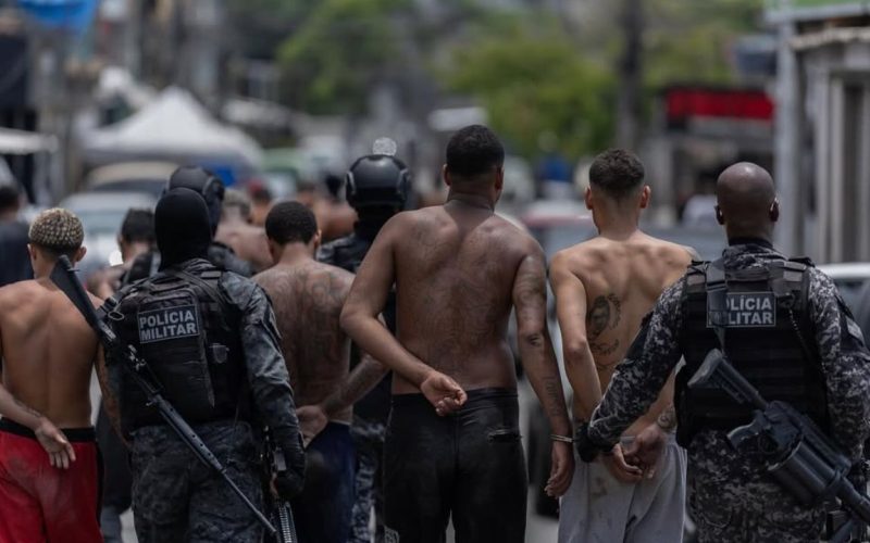 Paraguai e Argentina reforçam fronteiras após alerta de possível fuga de membros do Comando Vermelho