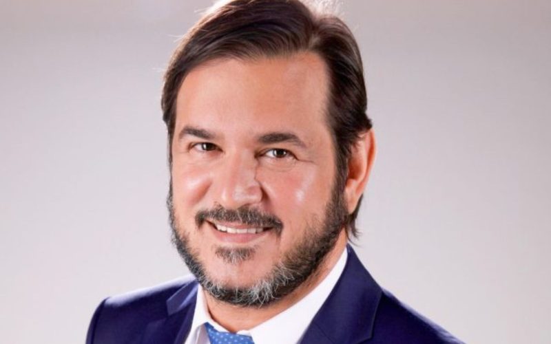 Rueda teria admitido em conversa que lucra com frota de jatinhos