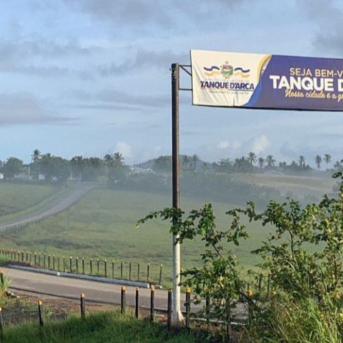 Prefeitura de Tanque d’Arca gasta quase três vezes mais com fanfarra do que com oxigênio medicinal em 2025