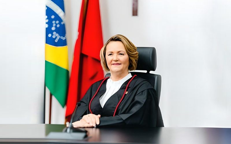 Marluce Caldas toma posse como ministra do STJ