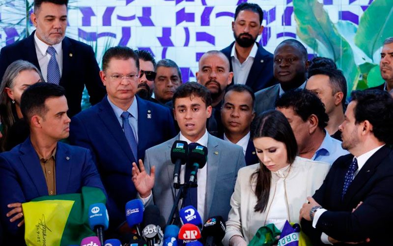 PL tem estratégia de eleger metade da Câmara dos Deputados e 20 senadores para 2026