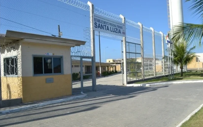 Cinco meses presa por legítima defesa: Justiça reconhece erro e solta mulher