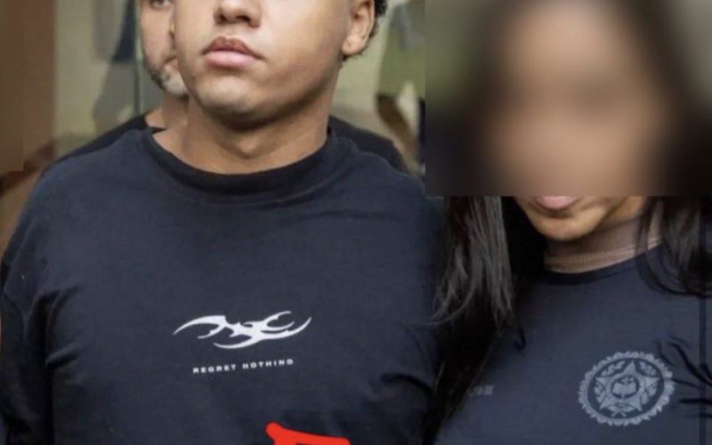 “Não se arrependa de nada”: preso por estupro coletivo usava camisa ligada ao movimento “red pill”