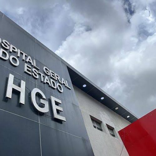 Motorista fica preso às ferragens após grave acidente em São Miguel dos Campos e é levado ao HGE