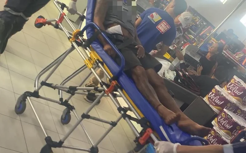 Homem é esfaqueado e corre para supermercado após tentativa de homicídio em Arapiraca