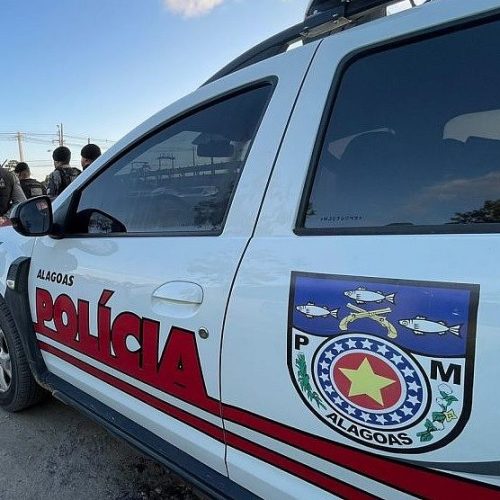 Homem ameaça incendiar casa com família dentro e é preso por violência doméstica em Palmeira dos Índios