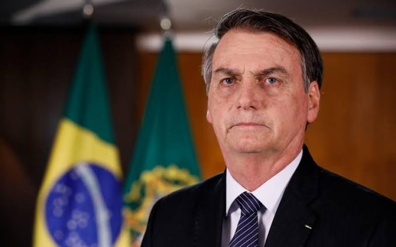 Bolsonaro critica lei Rouanet nas redes sociais após vitória de Fernanda Torres e ações do Governo Lula