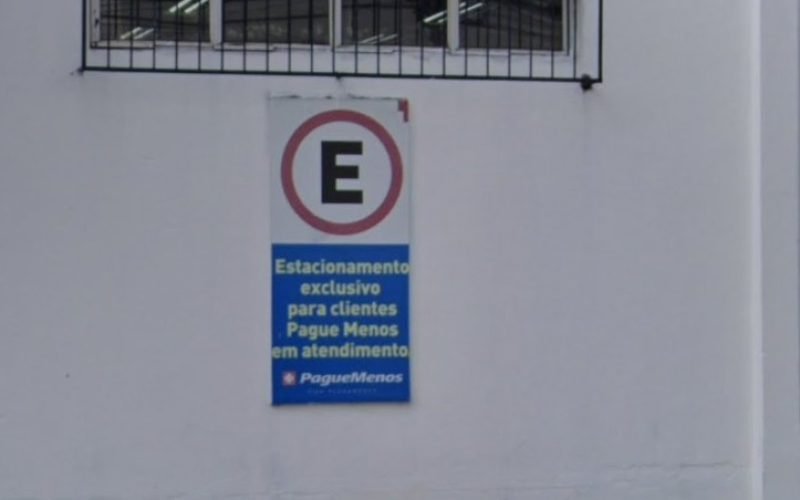Exclusividade de vagas de estacionamento para clientes é ilegal, segundo Contran