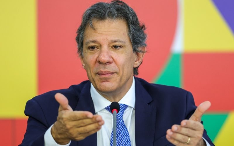 Haddad afirma que déficit do país foi de 0,1% em 2024 e projeta PIB em 3,6%