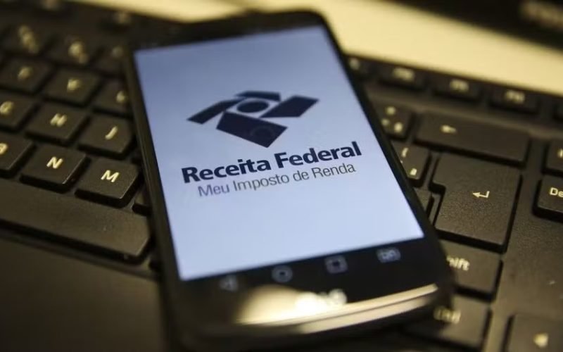 Medidas Fiscais de 2025: Receita Federal irá monitorar as transações com Cartões de Crédito e PIX